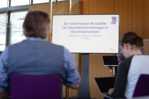 Wissenstransfer und Dialog zwischen Wissenschaft und Praxis